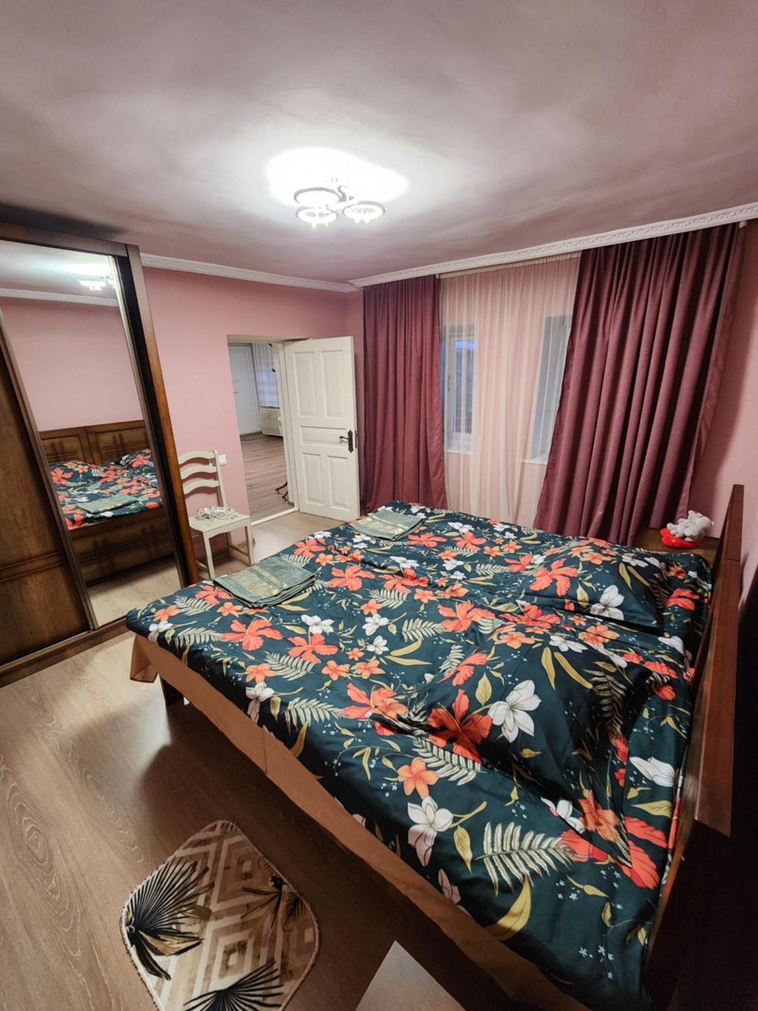 My Home Kutaisi Rum bild